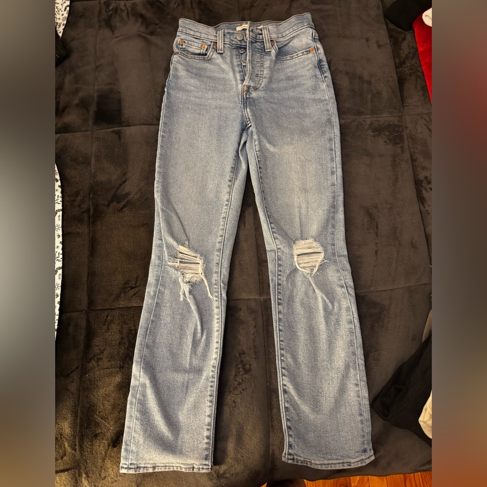 Levi Wedgie Straight